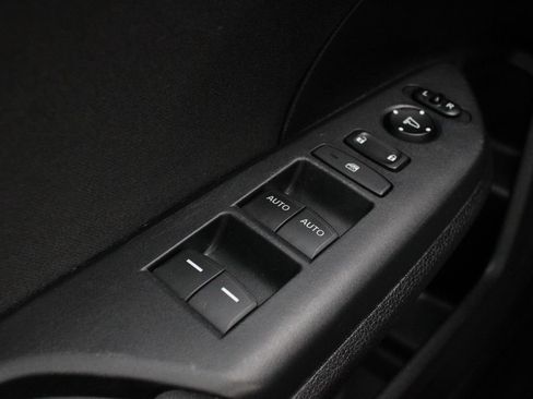 Used 2018 Honda Civic EX image 8