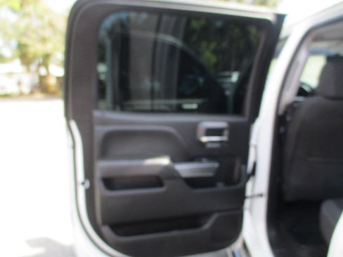 Used 2018 Chevrolet Silverado 1500 LT w/ All Star Edition image 19