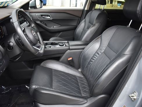 Used 2023 Nissan Rogue Platinum w/ Platinum Premium Package image 25