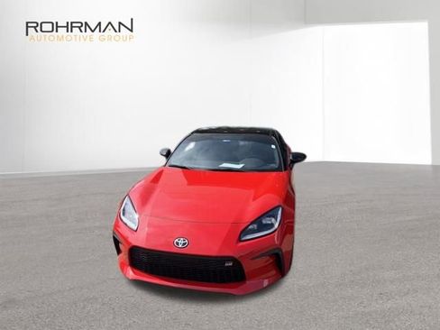 Certified 2022 Toyota GR86 w/ ALL Weather Mat Package (TMS) RWD image 13