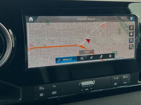 Used 2024 Mercedes-Benz Sprinter 2500 image 18