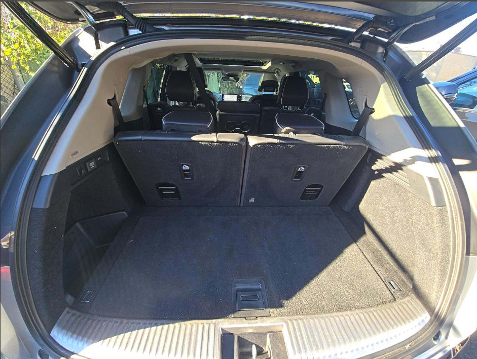Used 2025 Acura MDX w/ Advance Package AWD/4WD image 11