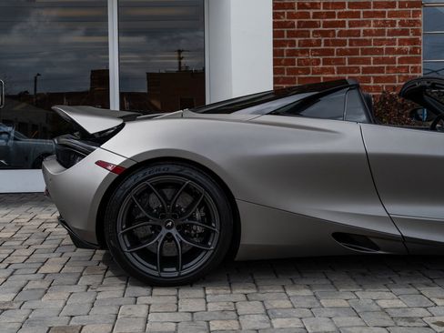 Used 2020 McLaren 720S Performance image 23