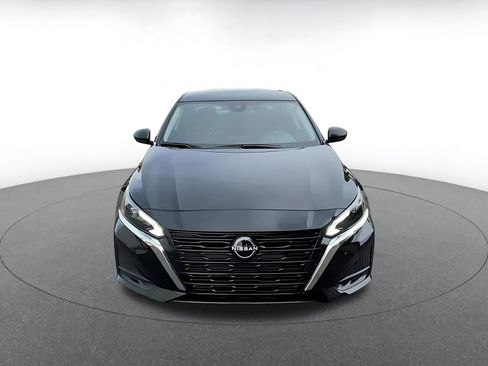 Used 2025 Nissan Altima 2.5 SV image 4