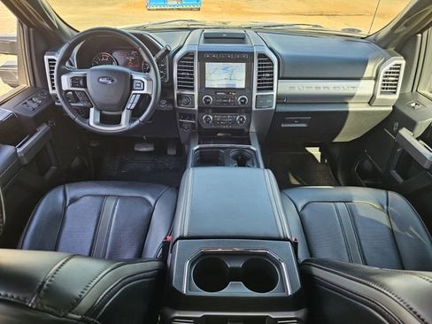 Used 2020 Ford F250 Platinum w/ FX4 Off-Road Package image 8