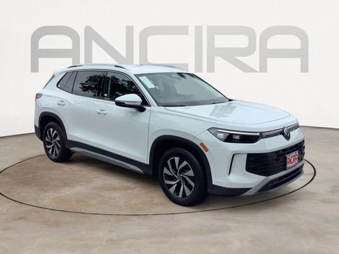 New 2026 Volkswagen Tiguan S FWD image 2