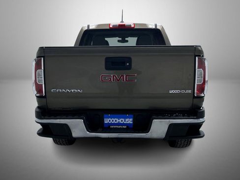 Used 2015 GMC Canyon 2WD Crew Cab w/ Convenience Package image 6