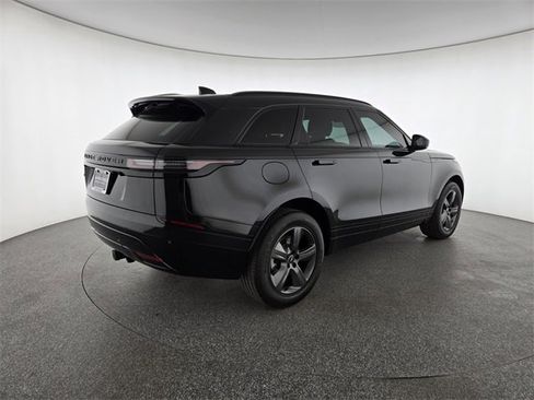 Certified 2024 Land Rover Range Rover Velar Dynamic SE image 2