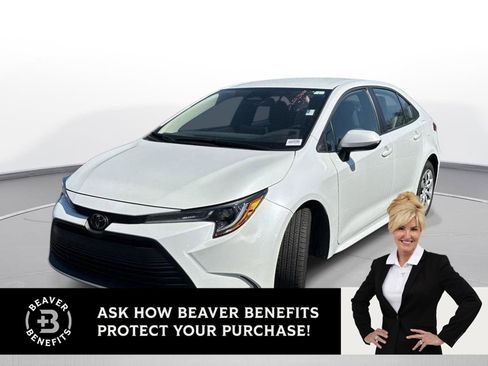 Certified 2024 Toyota Corolla LE image 1