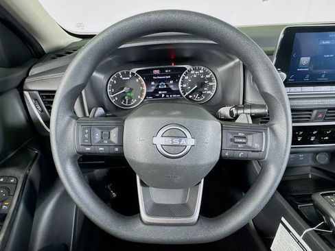 New 2026 Nissan Rogue S image 10