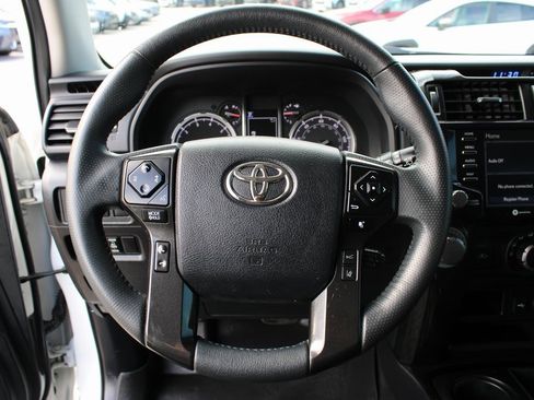 Used 2021 Toyota 4Runner Venture image 12