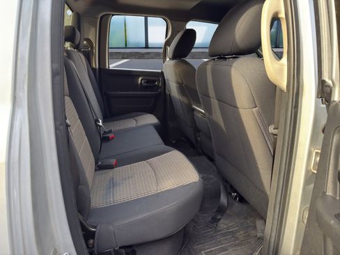 Used 2012 RAM 1500 Express image 19