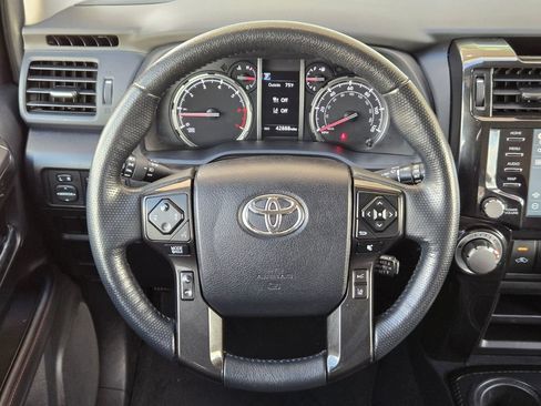 Used 2024 Toyota 4Runner TRD Off-Road Premium AWD/4WD image 21