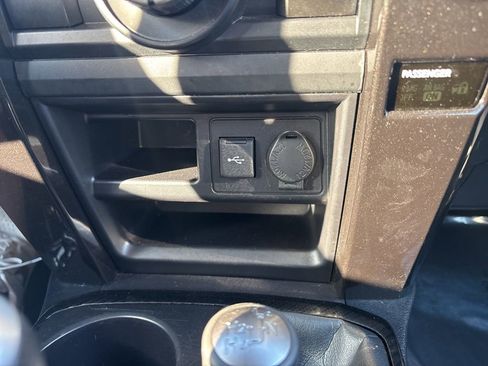 Used 2024 Toyota 4Runner TRD Off-Road image 29