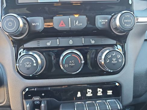 New 2026 RAM 1500 4x4 Crew Cab image 20