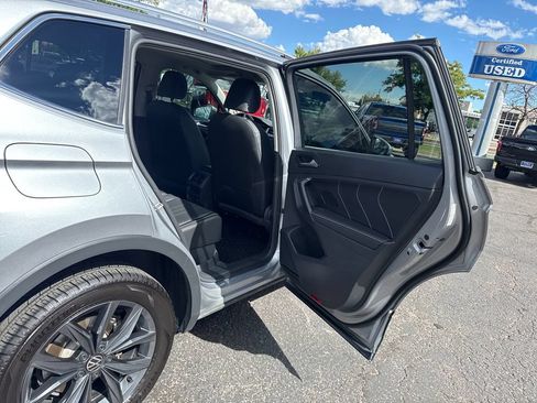 Used 2023 Volkswagen Tiguan SE AWD/4WD image 22
