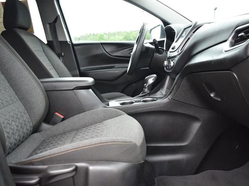 Used 2022 Chevrolet Equinox LT FWD image 5