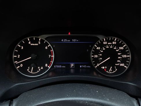Used 2021 Nissan Altima 2.5 SV w/ SV Premium Package FWD image 39