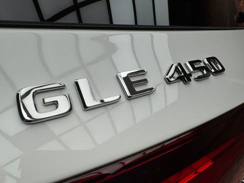 New 2026 Mercedes-Benz GLE 450 4MATIC image 4