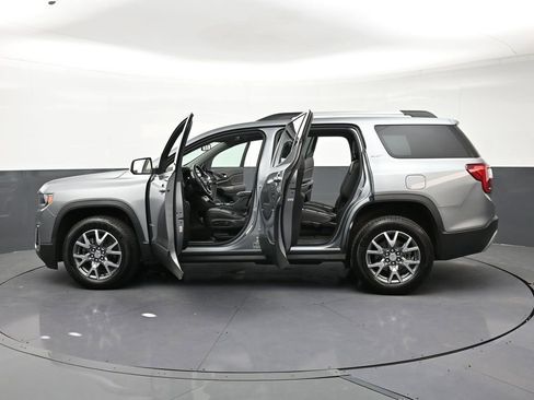 Used 2023 GMC Acadia SLT AWD/4WD image 36