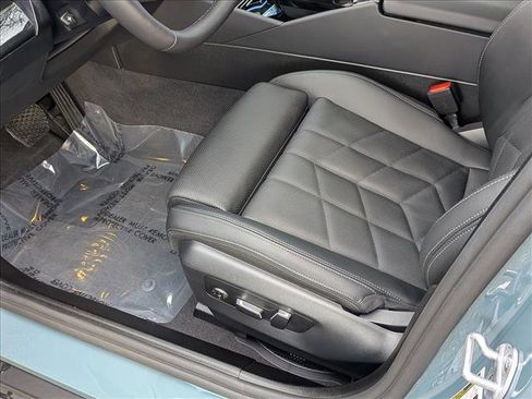 Certified 2026 BMW 530i xDrive image 11