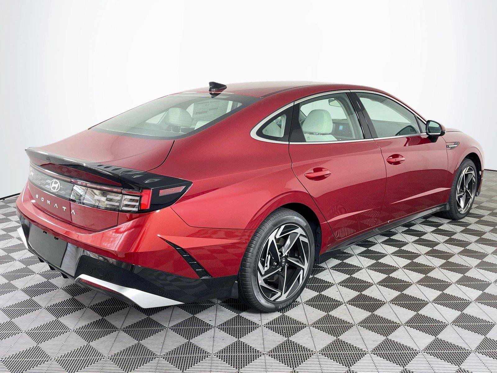 New 2026 Hyundai Sonata SEL FWD image 24