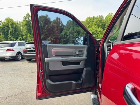 Used 2013 RAM 1500 Big Horn AWD/4WD image 9