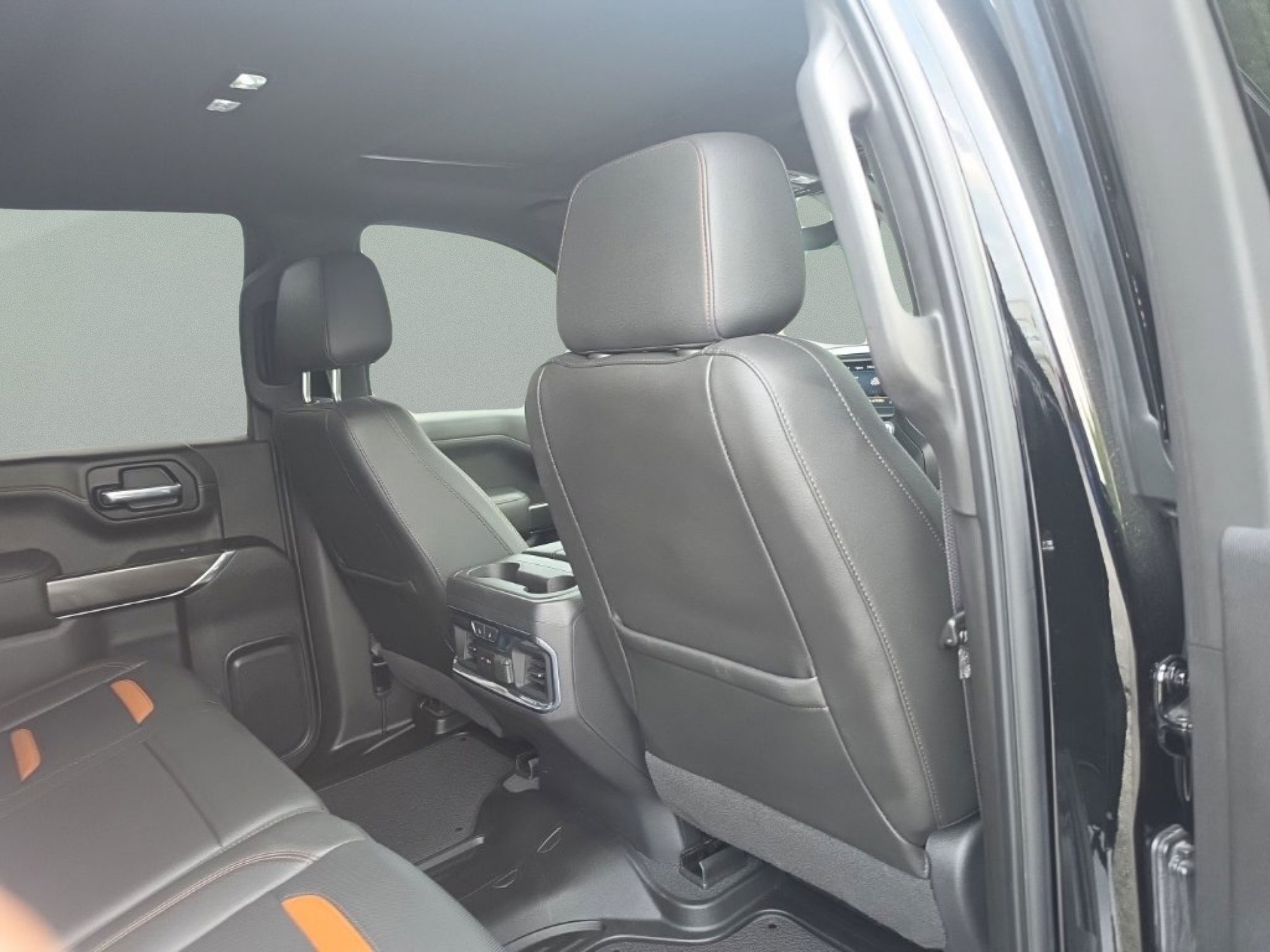 Used 2021 GMC Sierra 1500 AT4 w/ AT4 Value Package AWD/4WD image 25