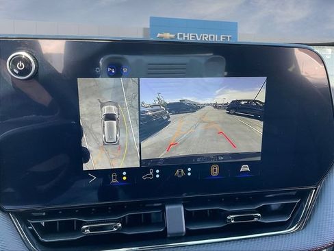 New 2027 Chevrolet Equinox RS w/ Safety and Technology Package FWD image 7