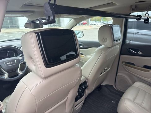 Used 2019 GMC Acadia Denali w/ Technology Package image 11