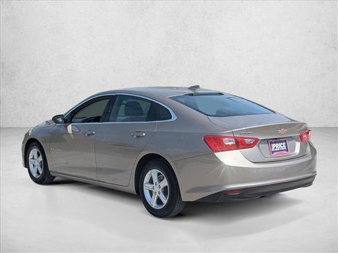 Used 2023 Chevrolet Malibu LT FWD image 8