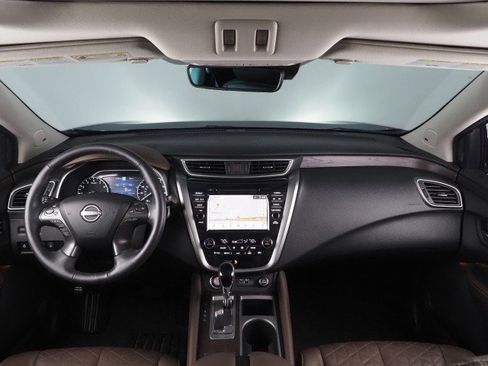 Used 2024 Nissan Murano Platinum w/ Cargo Package image 3