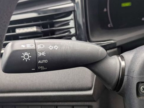 Used 2025 Toyota Camry LE image 25