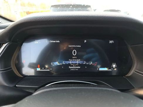 Used 2023 Jeep Grand Cherokee Altitude image 13