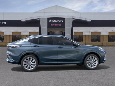 New 2025 Buick Envista Avenir image 6