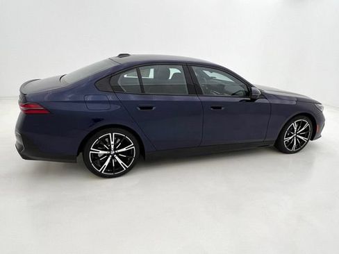 New 2027 BMW 540i xDrive w/ Executive Package AWD/4WD image 4