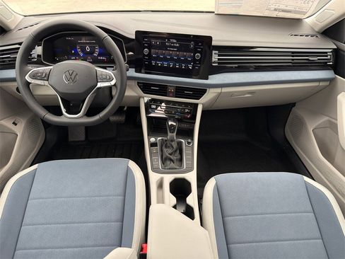 New 2026 Volkswagen Jetta SE image 24