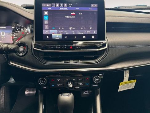 New 2026 Jeep Compass Limited image 5