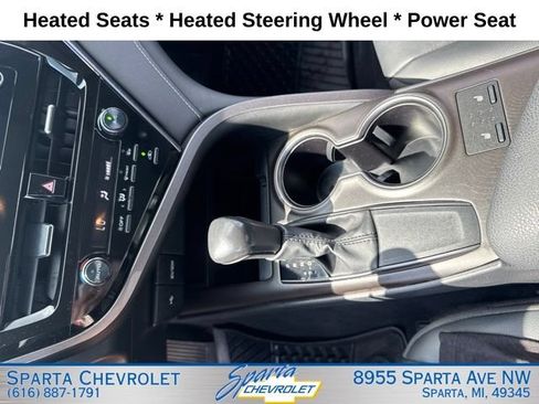 Used 2024 Toyota Camry SE FWD image 22