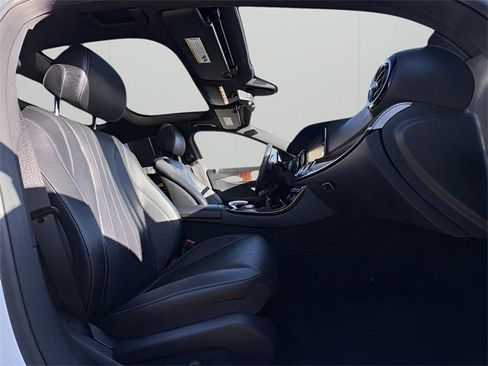 Used 2018 Mercedes-Benz E 300 4MATIC image 12