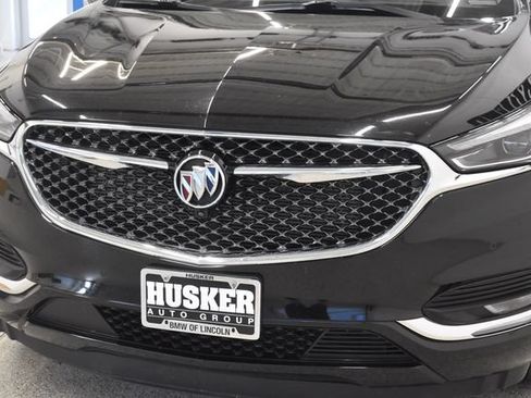 Used 2020 Buick Enclave Avenir w/ Avenir Technology Package AWD/4WD image 14