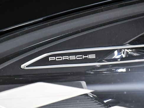 Used 2025 Porsche Macan image 74