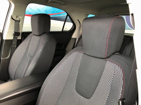 Used 2017 Chevrolet Equinox LT w/ Convenience Package FWD image 21