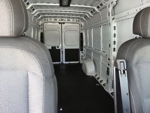 Used 2023 RAM ProMaster 3500 w/ Driver Convenience Group image 11