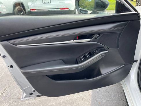 Used 2024 MAZDA MAZDA3 s FWD image 20