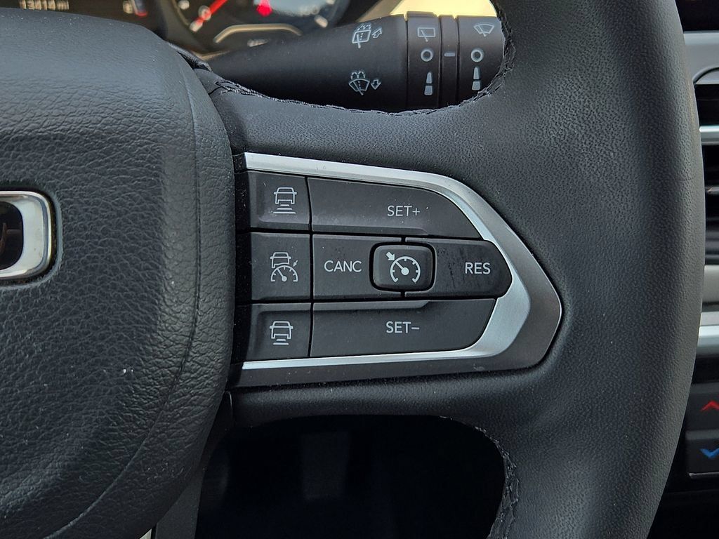 Certified 2024 Jeep Compass Limited AWD/4WD image 21