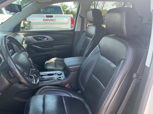 Used 2020 Chevrolet Traverse RS FWD image 22