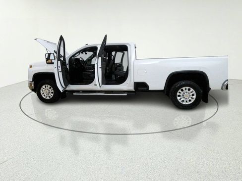 Used 2024 Chevrolet Silverado 3500 LT w/ True North Edition AWD/4WD image 11
