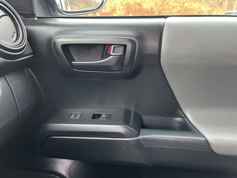 Used 2021 Toyota Tacoma SR image 42