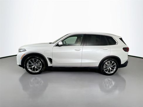 Certified 2026 BMW X5 xDrive50e image 3